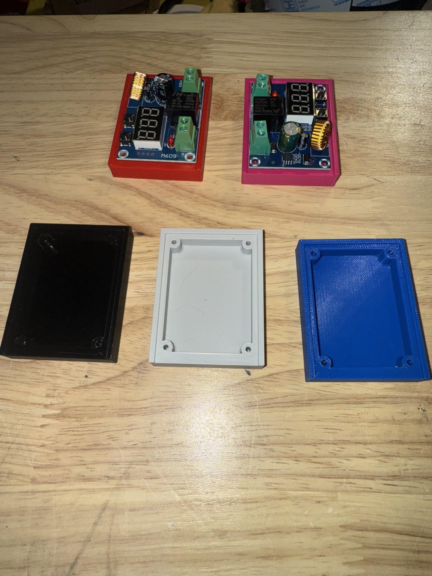 Low Voltage Cutoff/ Protection Mount